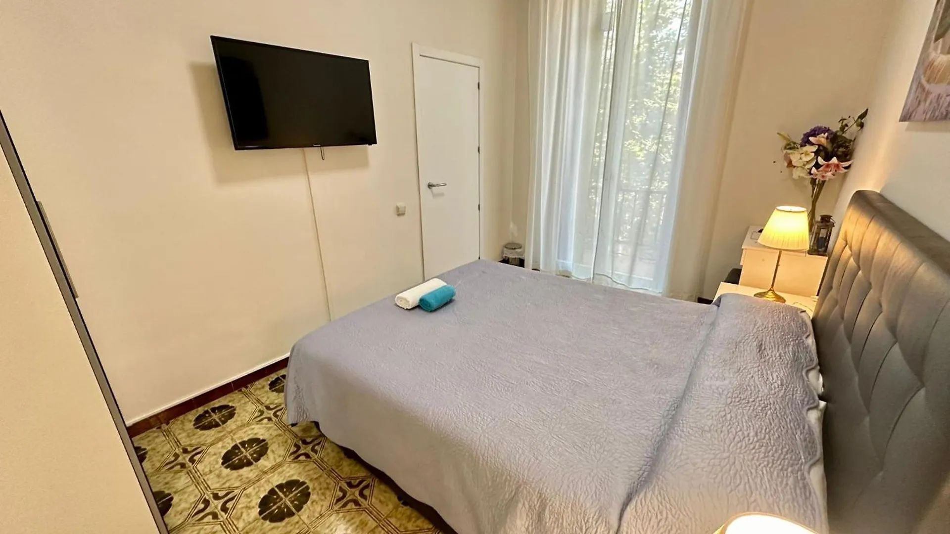 Alojamiento Diputacion Barcelone Séjour chez l'habitant