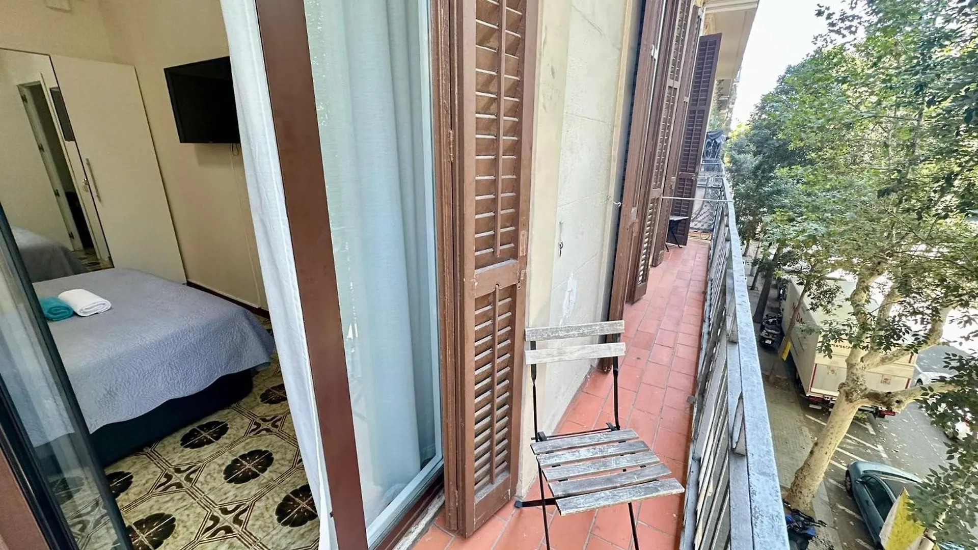 Homestay Alojamiento Diputacion Barcelona Spain